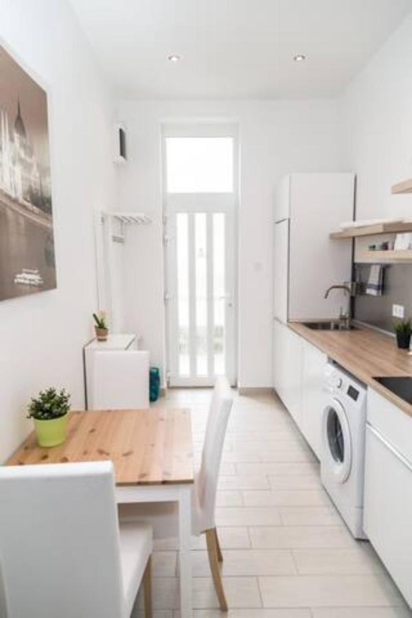 Hi-Bp Sunny Home Apartments In The Heart Of Βουδαπέστη Εξωτερικό φωτογραφία